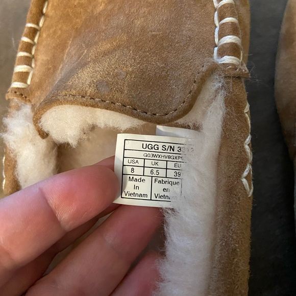 Ugg Ansley Chestnut Suede Shoes-Size 8 - Picture 3 of 6